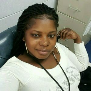 Meet your Posher, Tiffany